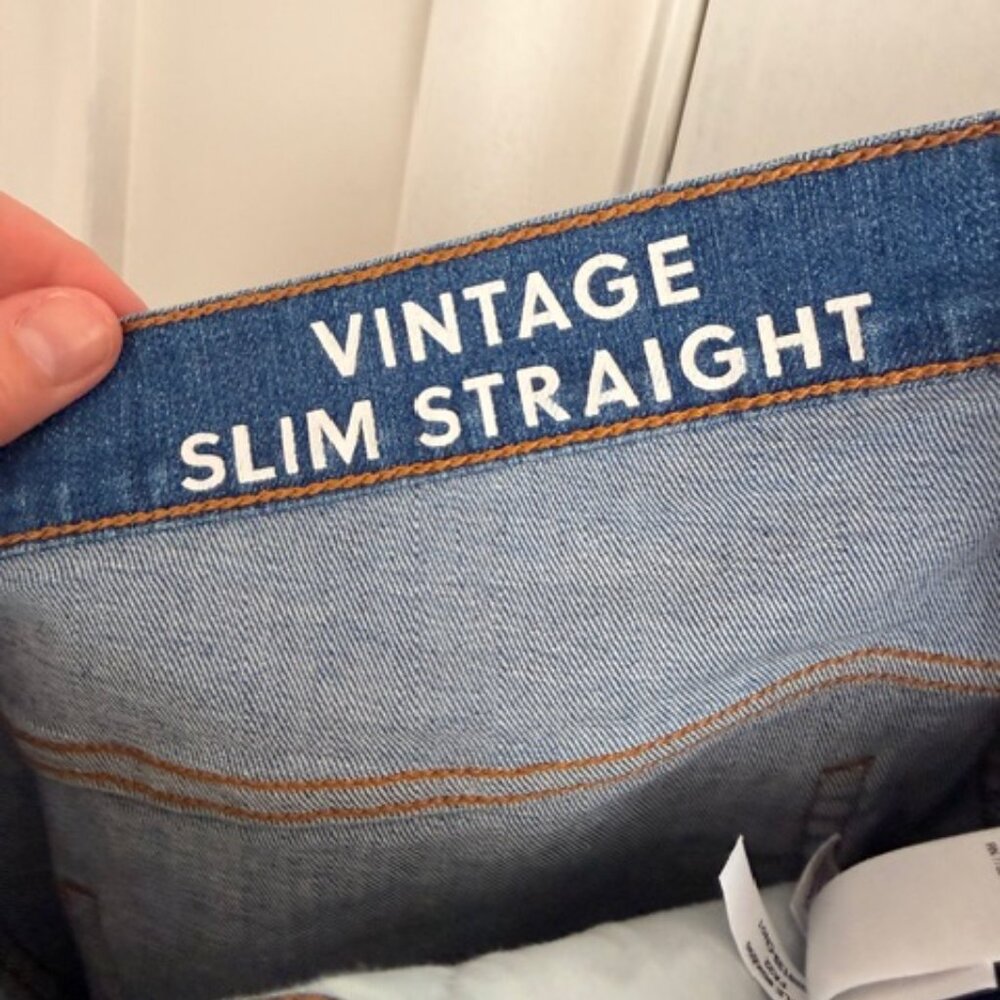 GAP Vintage Slim Straight Jeans – Size 32 Tall – Classic Blue Denim - Picture 5 of 8
